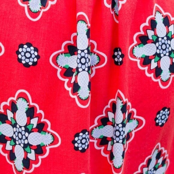 Crown & Ivy Sleeveless Tank - Petite Medium - LAST CHANCE SALE - Picture 4 of 4